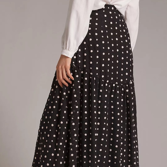 NWT HOST PICK 🌹 Anthropologie Embroidered Wrap Midi Skirt - Picture 4 of 9